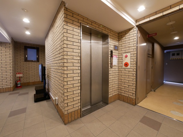 レジデア西本町の外観写真