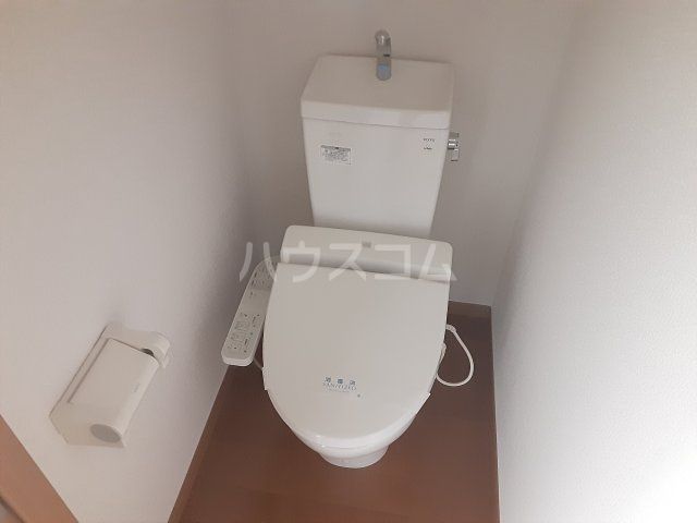 ロイヤルコートのトイレ写真