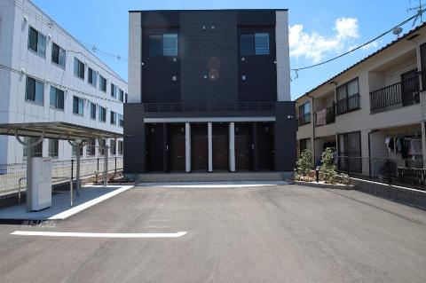 建物外観　外観写真（昼）