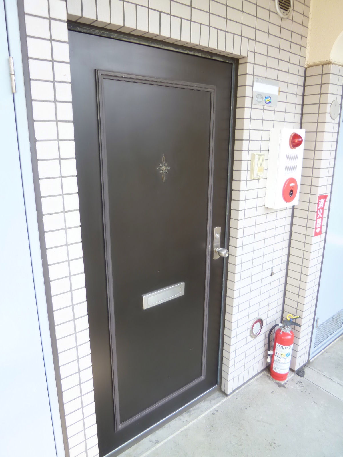 フレール南林間の玄関写真