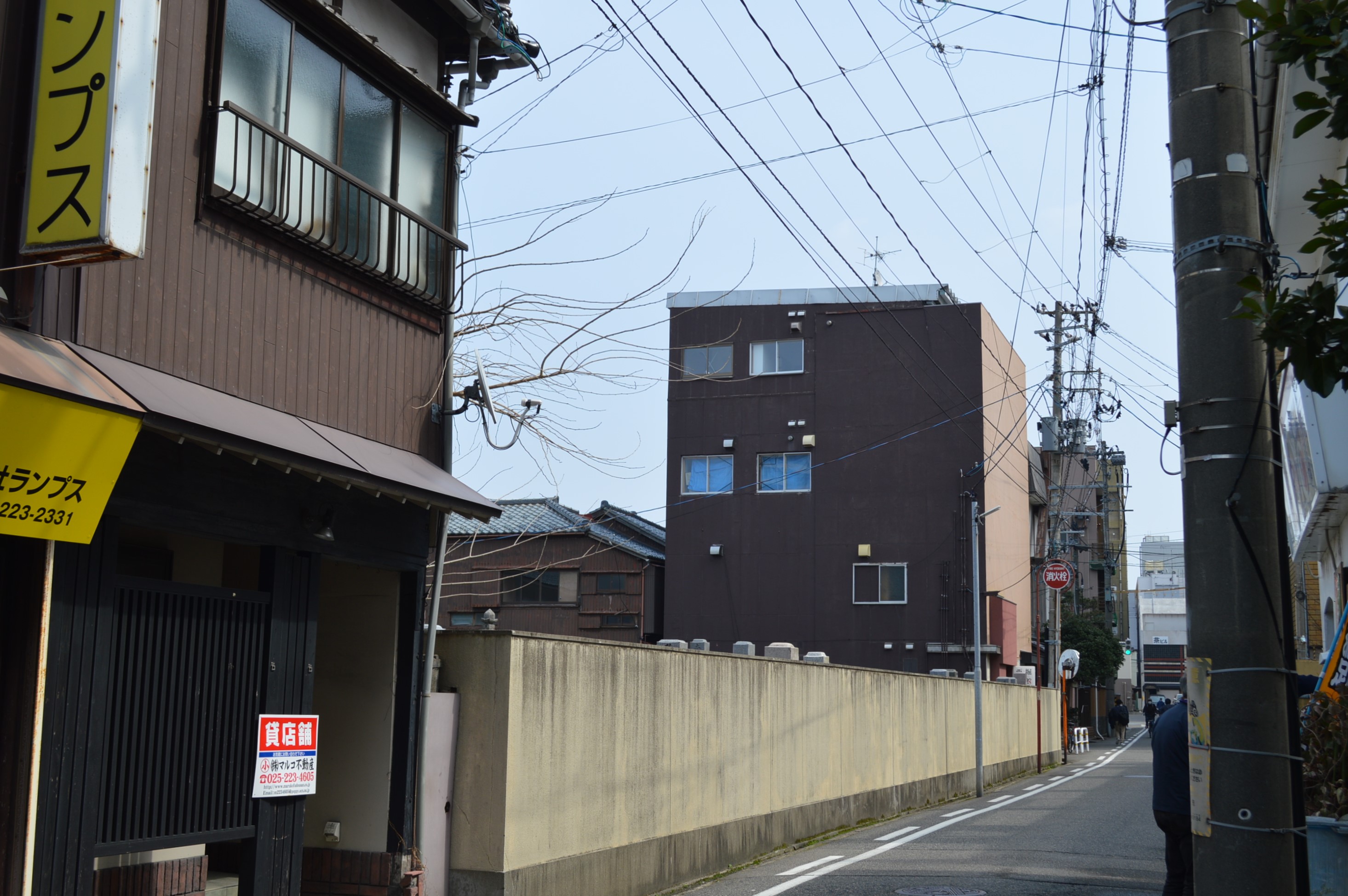 西堀会館の建物外観