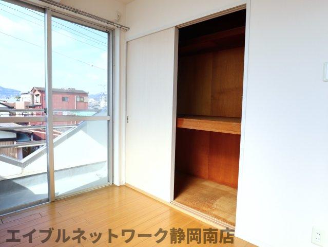 収納　十分な収納スペースがあります