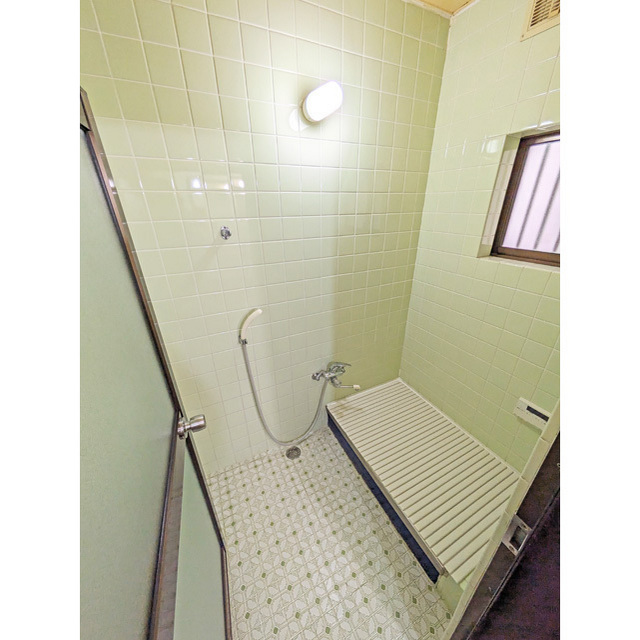 バス・シャワールーム　バス