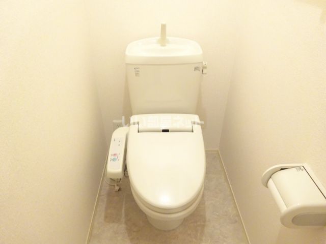 【クレスト菰野のトイレ】
