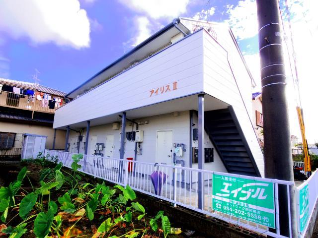 【静岡市駿河区豊田のアパートの建物外観】