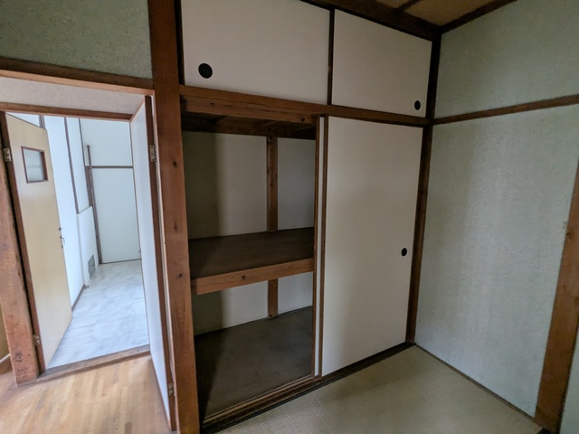 出丸町貸家の内装写真