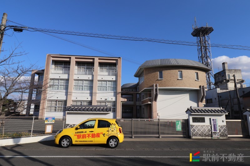 小学校　城内小学校（小学校）まで900m