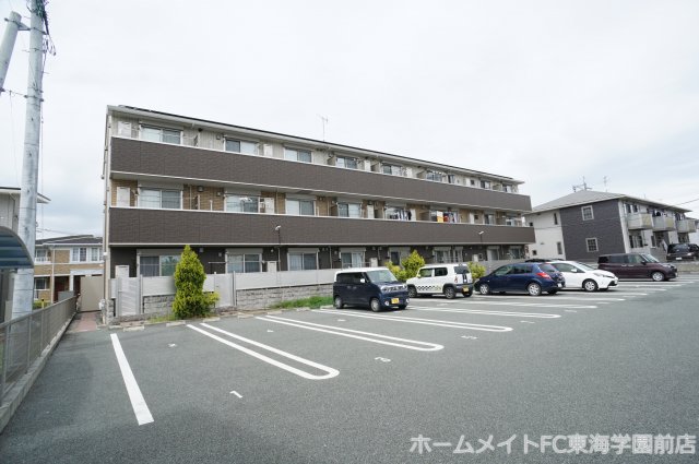 熊本市北区鶴羽田のアパートの建物外観