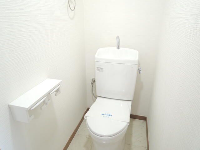 【羽村市神明台のマンションのトイレ】