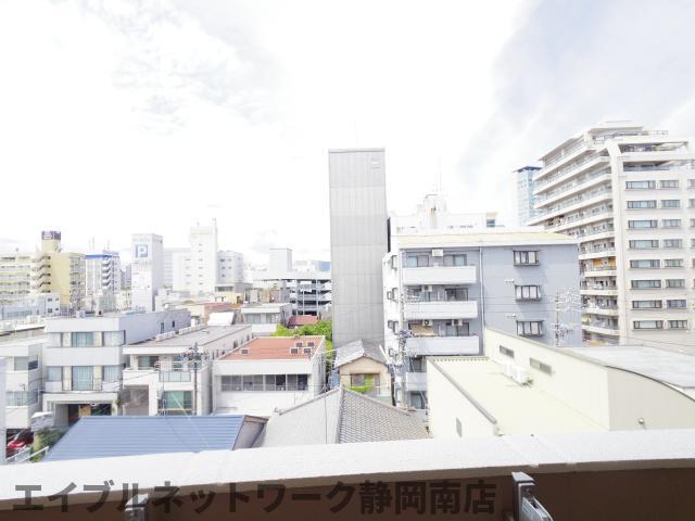 【静岡市駿河区泉町のマンションの眺望】