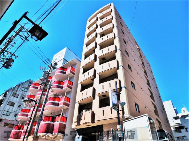 【静岡市駿河区泉町のマンションの建物外観】