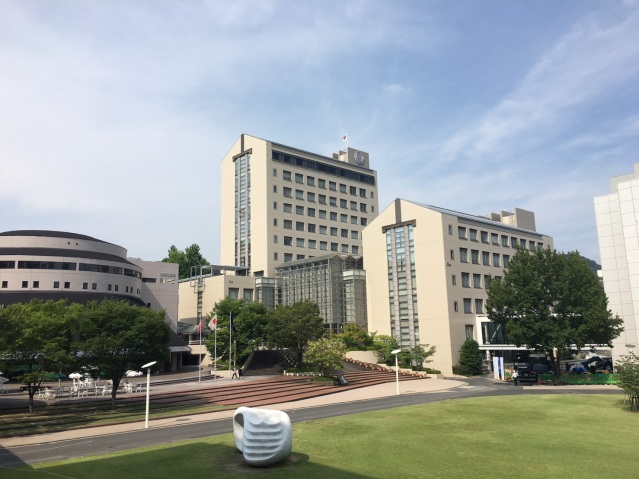 【広島市安佐南区上安のマンションの大学・短大】