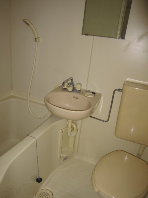 洗面設備　同物件別室のお写真です