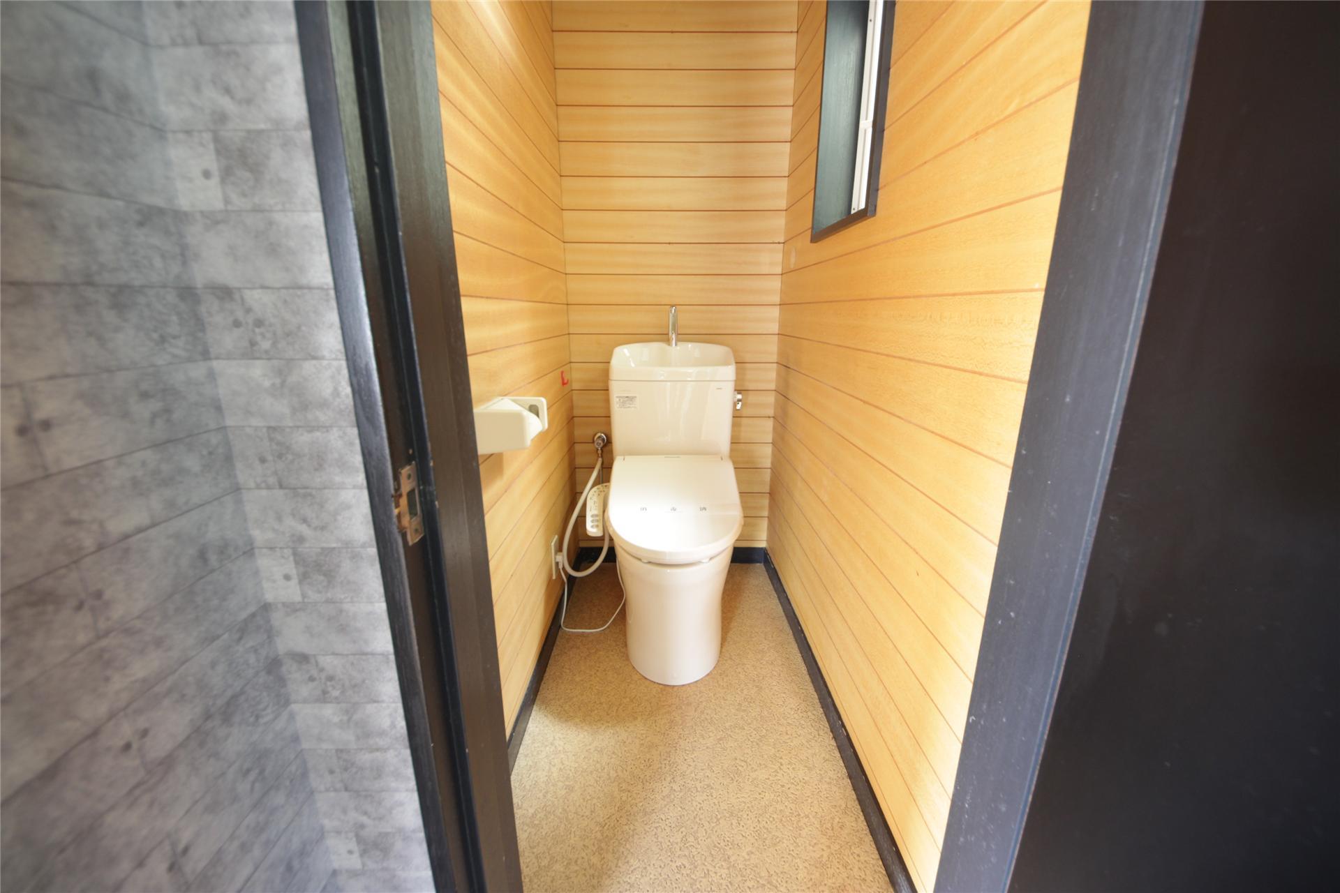 トイレ　ウォシュレット付きのトイレ！