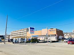 スーパー　サンディ　宝塚中山寺店（スーパー）まで562m