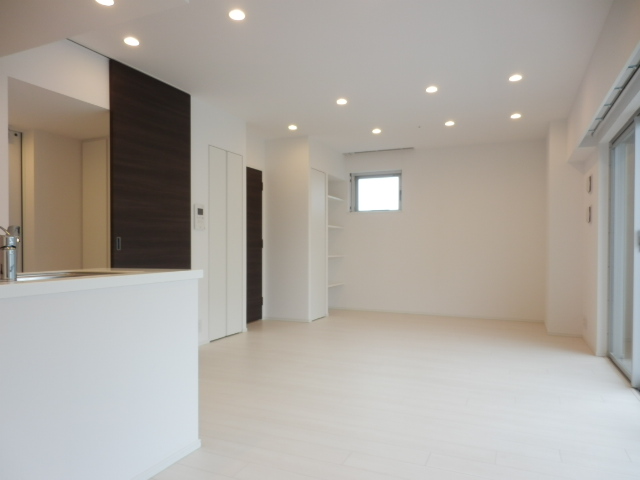 居室・リビング　居間