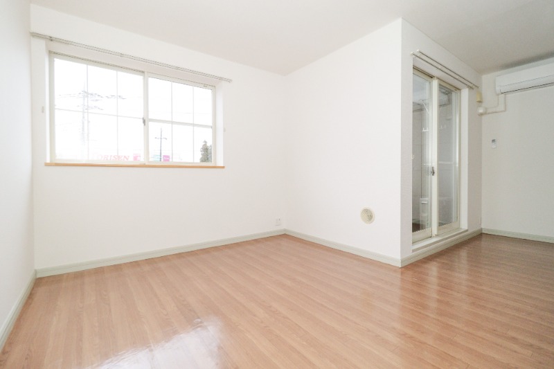 居室・リビング　図面と現状に相違がある場合には現状を優先