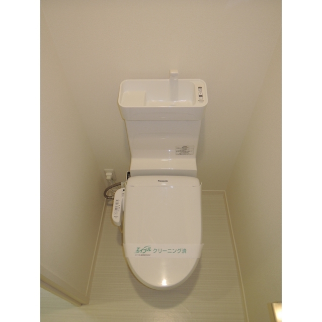 トイレ　シャワートイレ