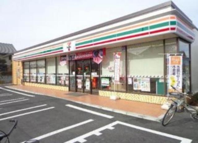 コンビニ　セブンイレブン江戸川北小岩7丁目店（コンビニ）まで384m