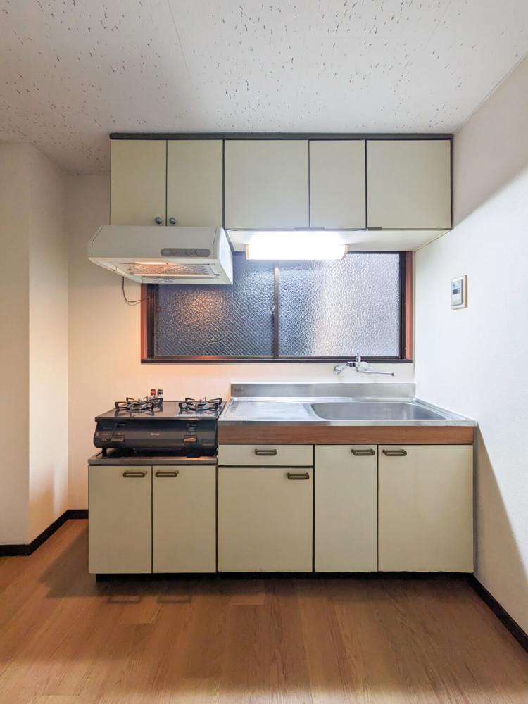 キッチン　残置物：ガスコンロ