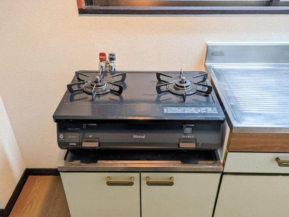 キッチン　残置物：ガスコンロ
