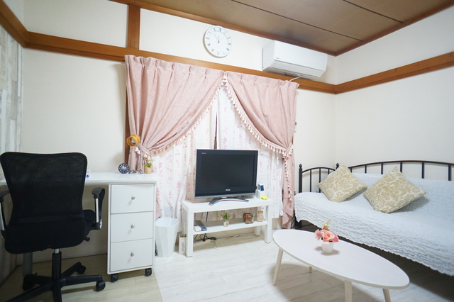 居室・リビング　☆家具家電付きのお部屋☆敷金・礼金無で初期費用軽減☆