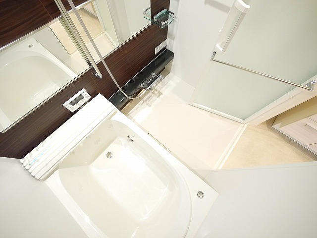 バス・シャワールーム　ゆったり過ごせるお風呂です