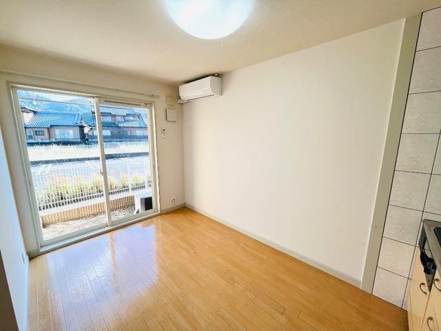 居室・リビング　居室