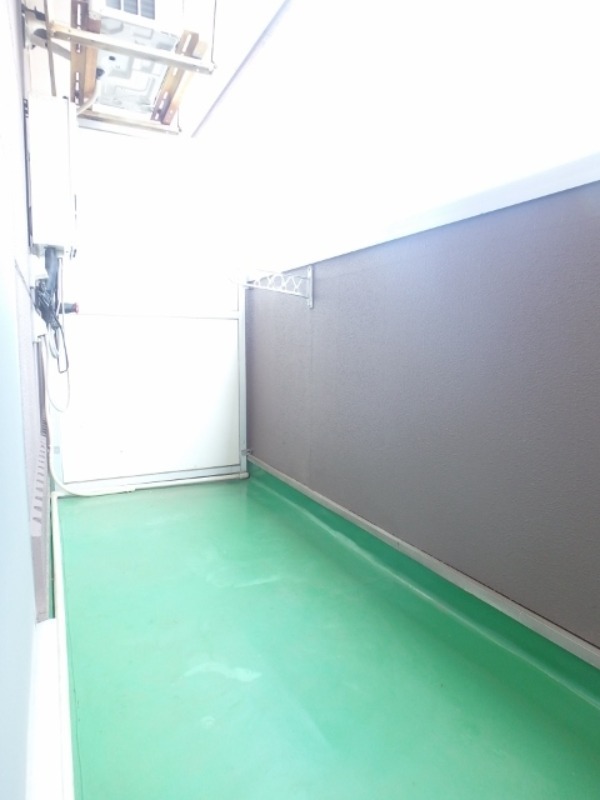 バルコニー　図面と現状に相違がある場合には現状を優先