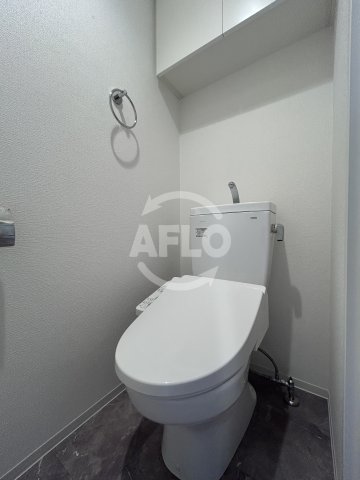 トイレ　セレニテ江坂ミラク　トイレ