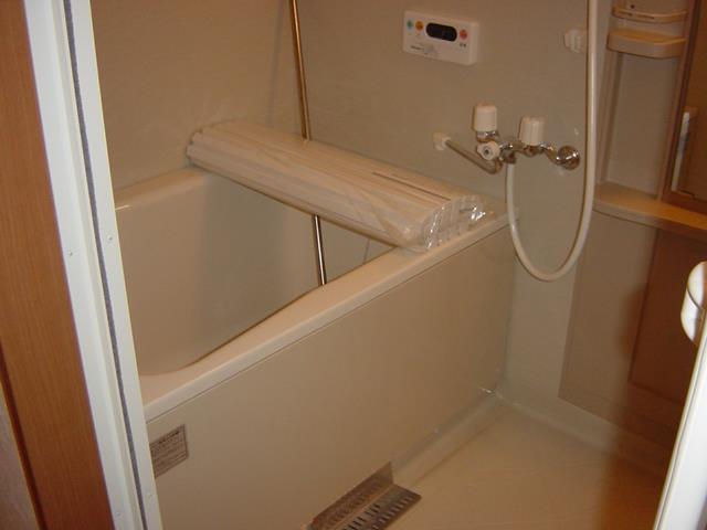 バス・シャワールーム　バス