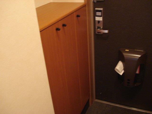 玄関　下駄箱