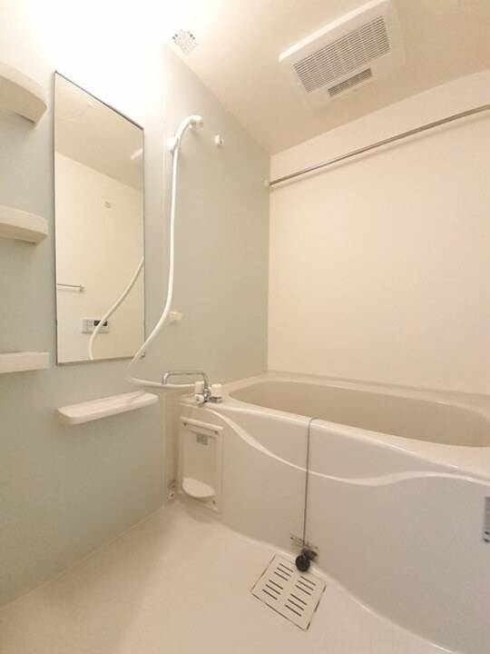 バス・シャワールーム　浴室