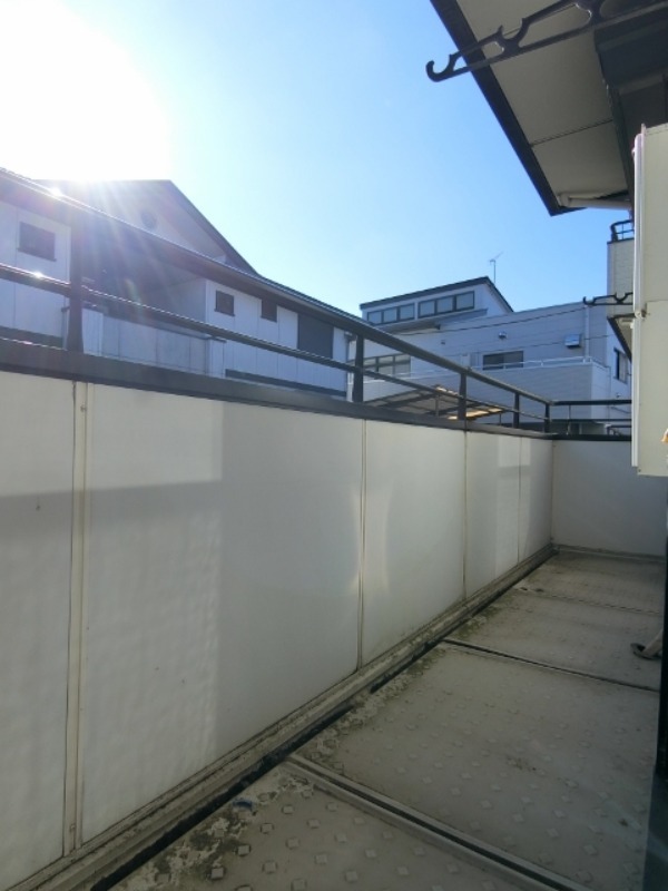 バルコニー　図面と現状に相違がある場合には現状を優先