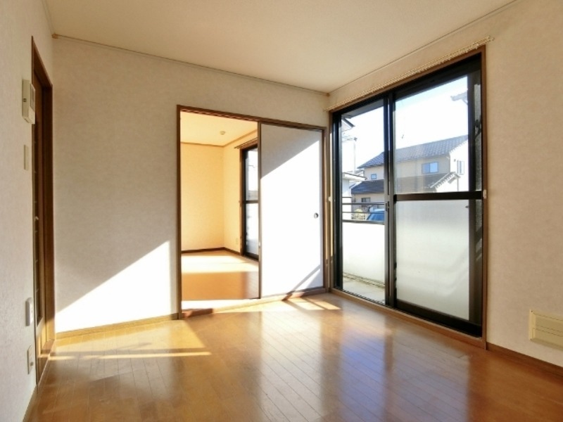 居室・リビング　図面と現状に相違がある場合には現状を優先