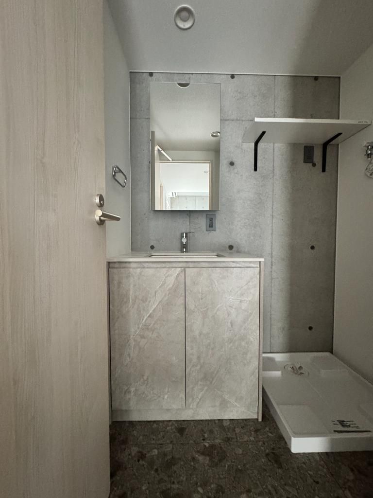 洗面設備　忙しい朝には欠かせない洗面所です