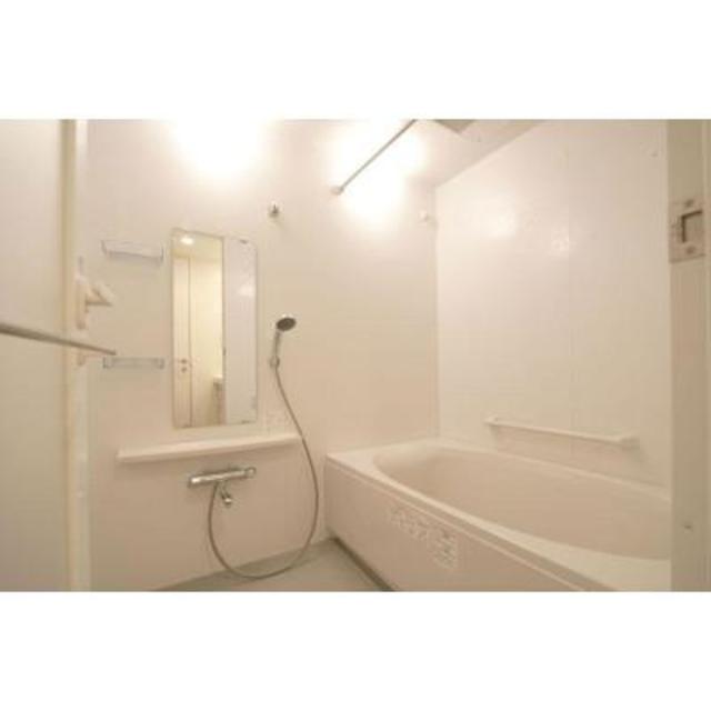 バス・シャワールーム　※写真は同タイプ住戸です。