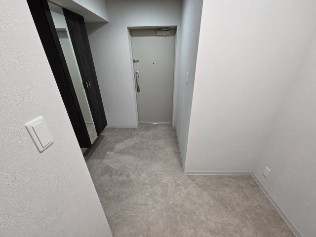 玄関　ルフレイユ 泉 久屋大通公園