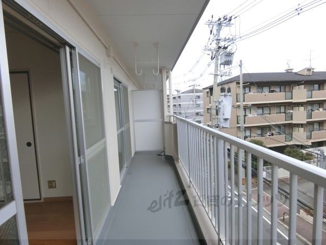 バルコニー　ベランダ