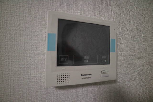 セキュリティ　TVモニターフォンです。※別号室の参考写真になります。