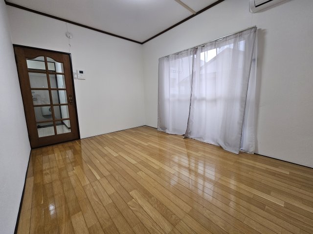 ブリティッシュヒルズの居間写真