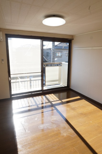 居室・リビング　★明るい南向きのお部屋です★