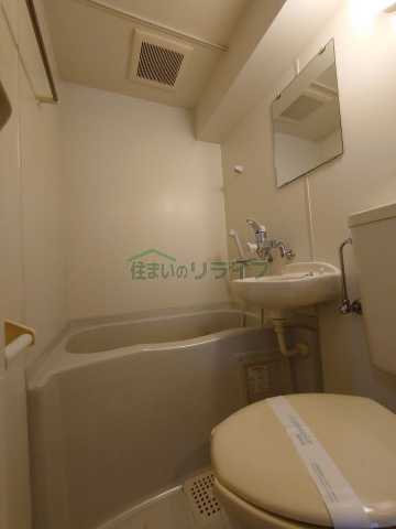バス・シャワールーム　別室参考画像です