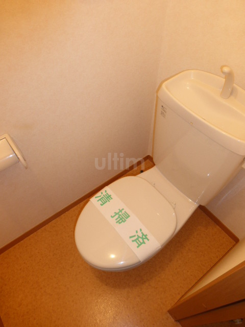 トイレ　別タイプのお部屋です