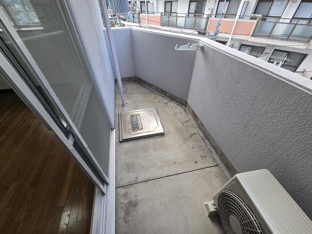 バルコニー　バルコニー付きです