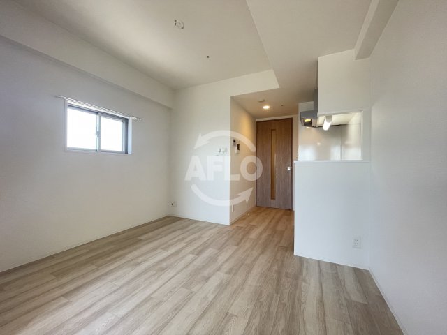 居室・リビング　エスリード弁天町グロリア　リビング