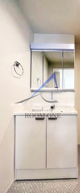 洗面設備　洗面台です。