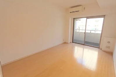 居室・リビング　☆明るい居間☆