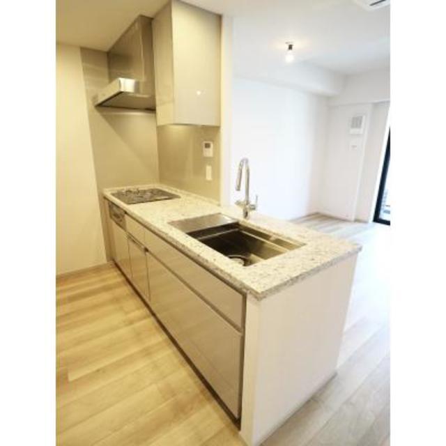 キッチン　※写真は同タイプ住戸です。