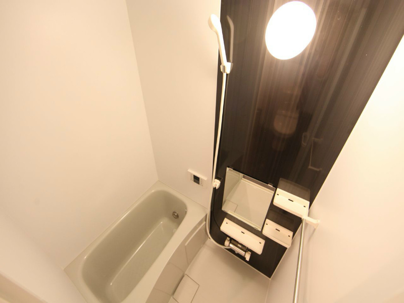 バス・シャワールーム　追い焚き機能付　オートバス機能付バスルーム